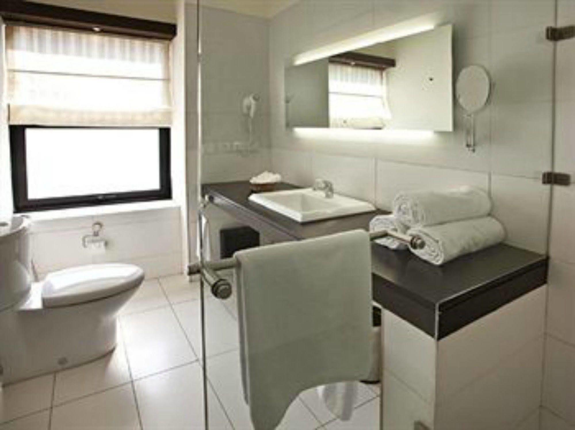 Lemon Tree Hotel, Tarudhan Valley, Manesar Gurgaon Eksteriør bilde