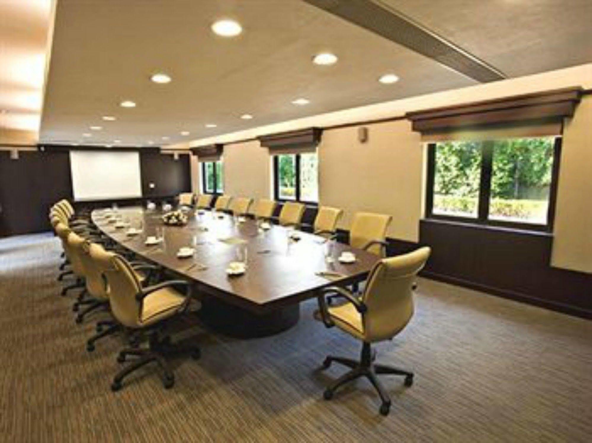 Lemon Tree Hotel, Tarudhan Valley, Manesar Gurgaon Eksteriør bilde