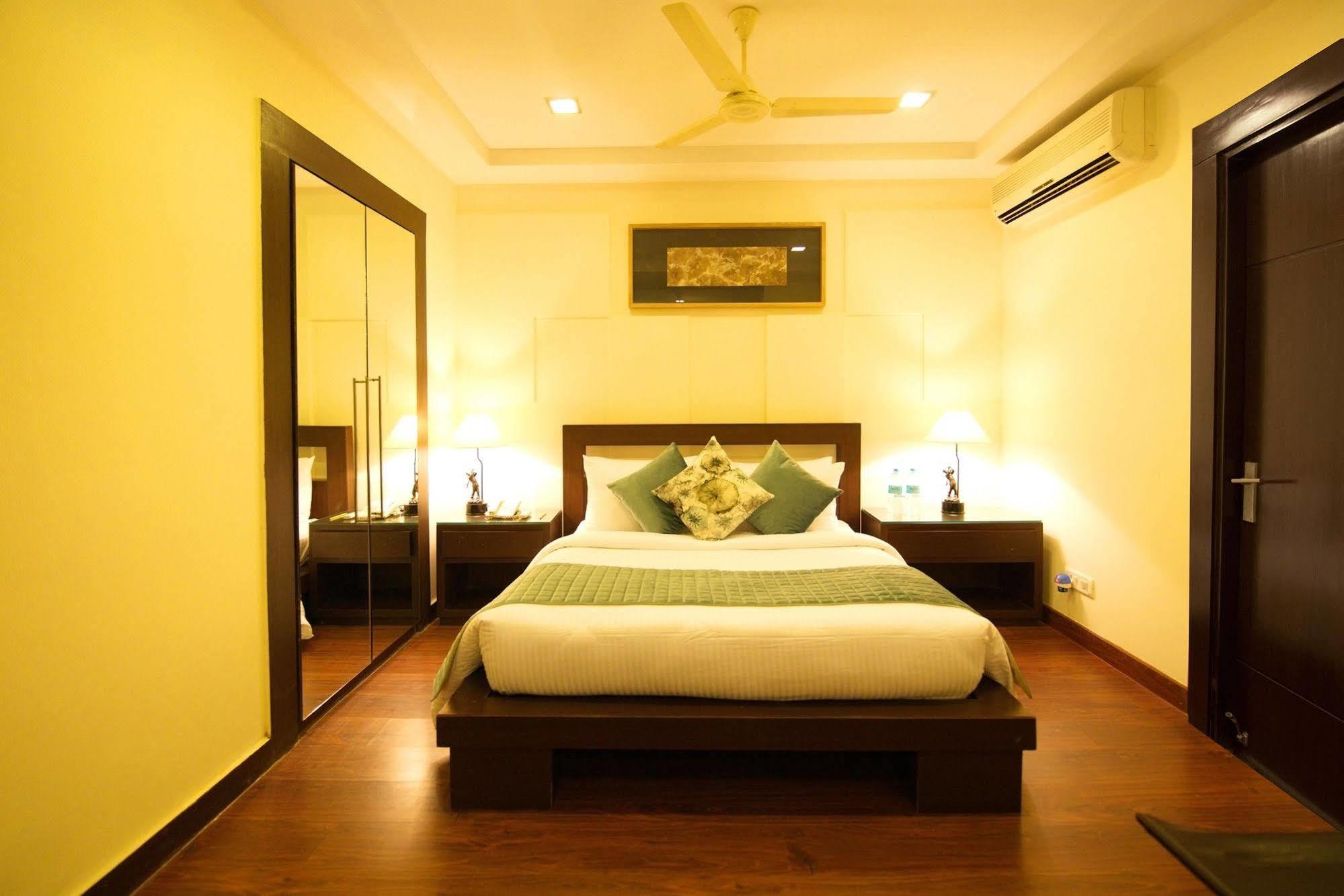 Lemon Tree Hotel, Tarudhan Valley, Manesar Gurgaon Eksteriør bilde