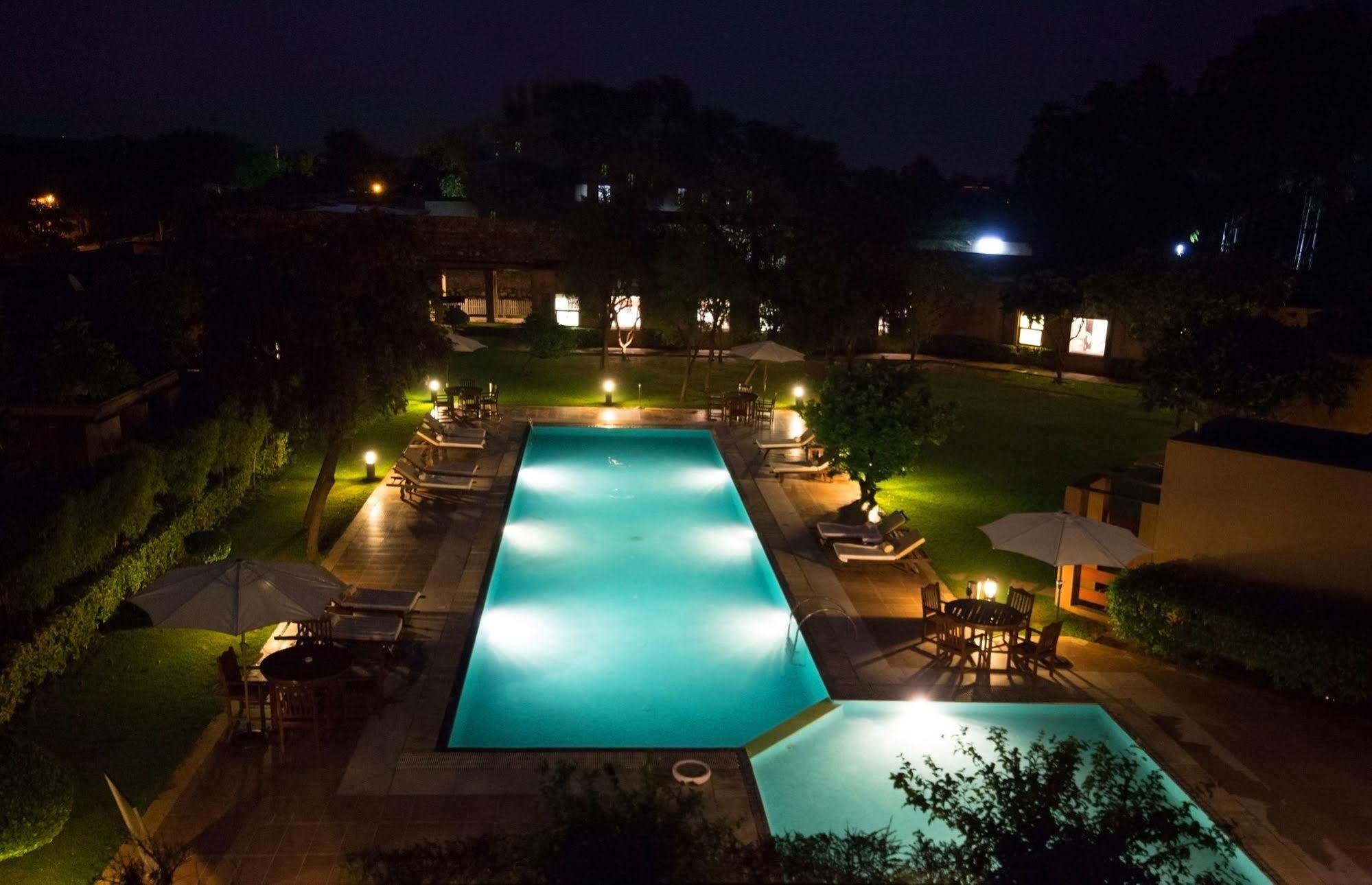 Lemon Tree Hotel, Tarudhan Valley, Manesar Gurgaon Eksteriør bilde