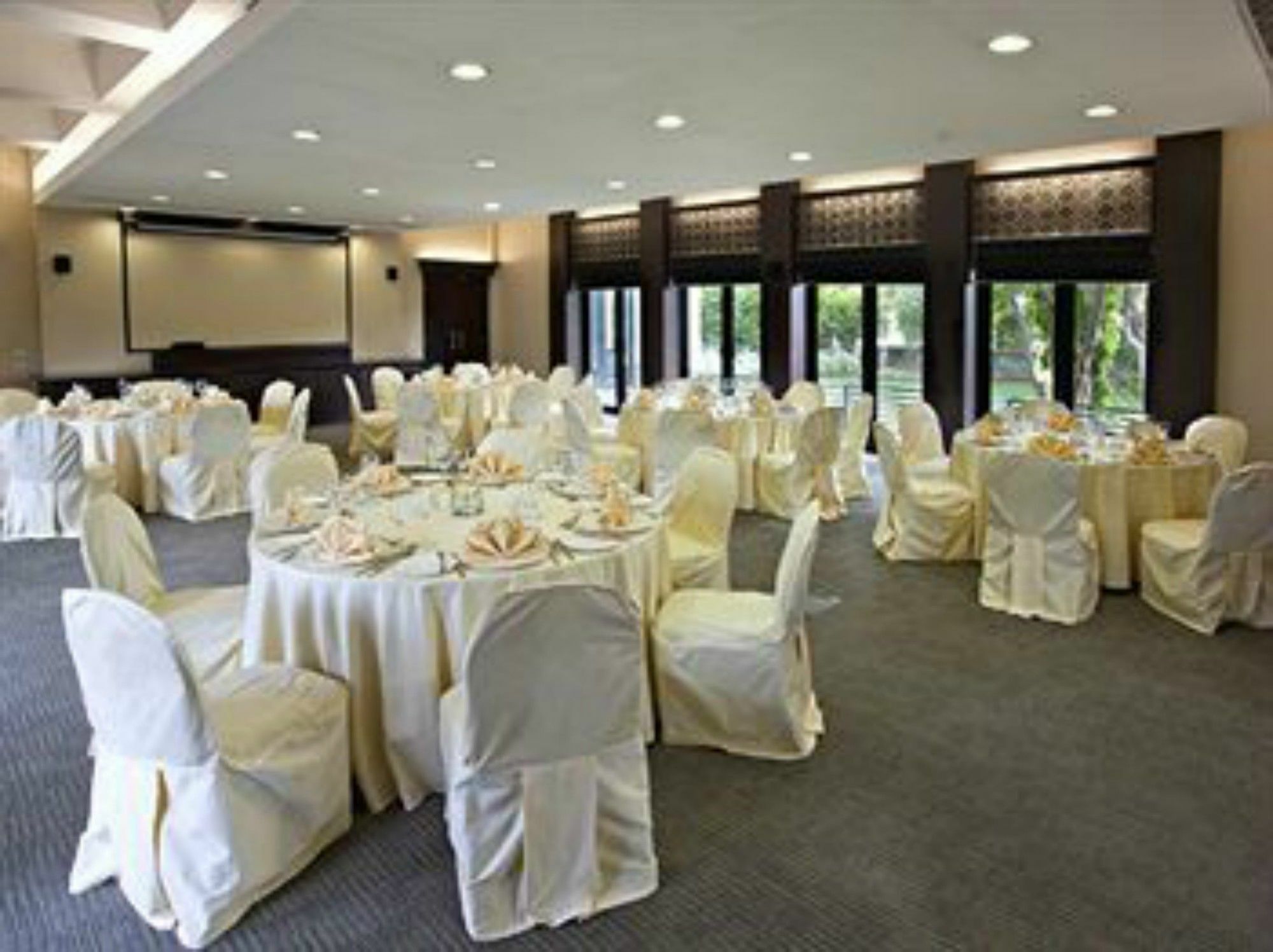 Lemon Tree Hotel, Tarudhan Valley, Manesar Gurgaon Eksteriør bilde